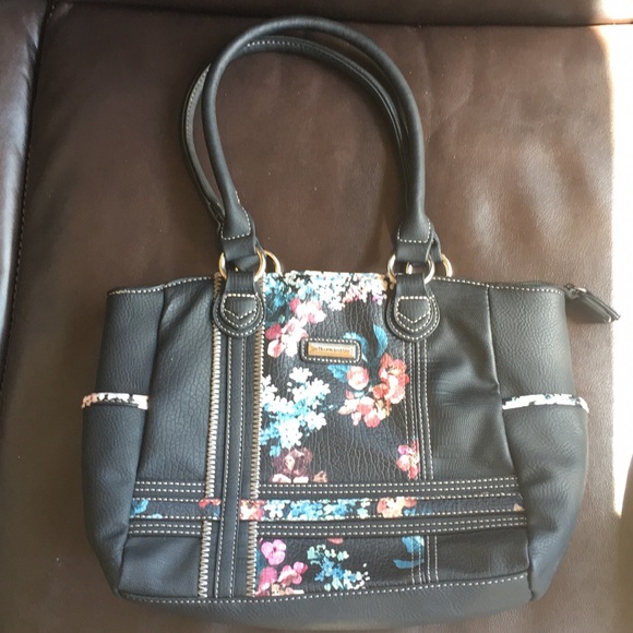 koltov shoulder purse